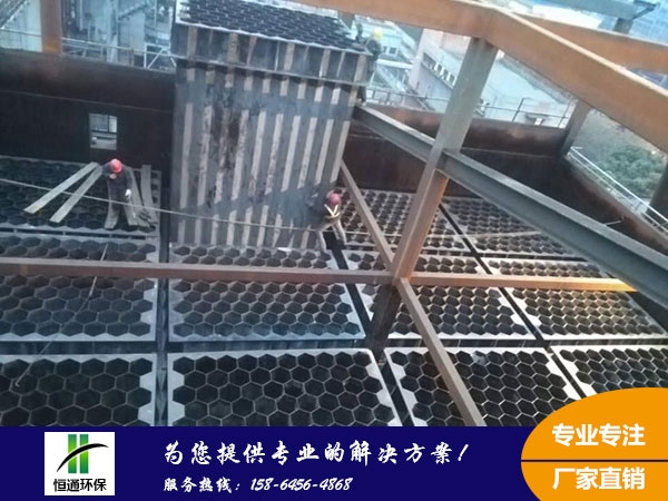 ​我们在使用玻璃钢制作阳极管时，需要对它的一些使用环境有所了解，那么玻璃钢阳极管的使用环境包括哪些方面呢？我们就请阳极管厂家专家为我们介绍一番。 　　我们在使用玻璃钢制作阳极管时，需要对它...